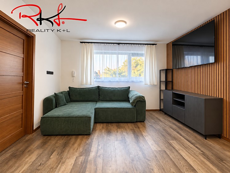 Prodej bytu 3+kk, 70 m² (2 z 18)