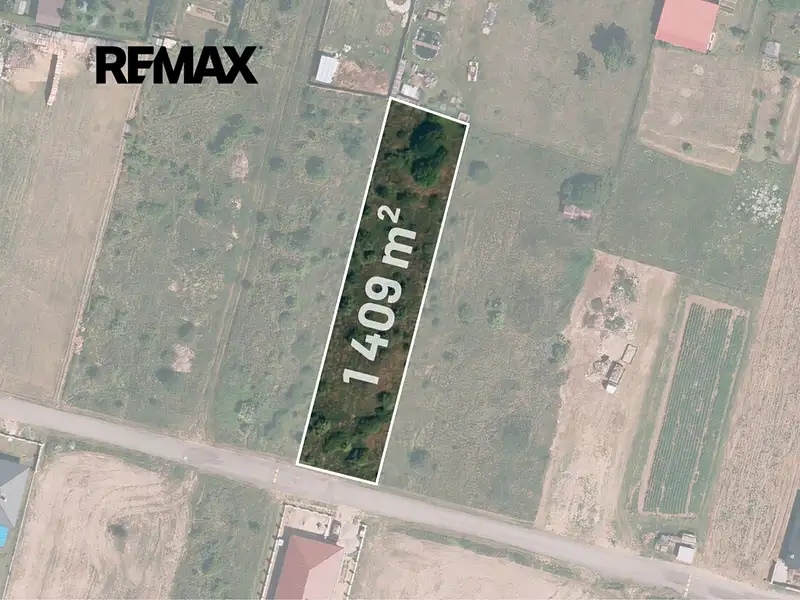 Prodej stavebního pozemku 1409 m², Hluboké Mašůvky – náhled fotky 1