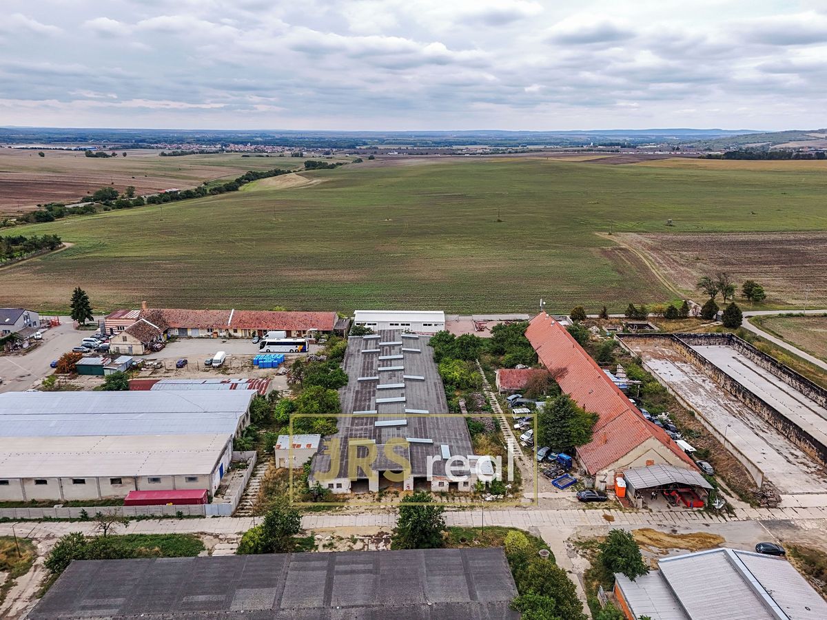 Prodej skladového prostoru 1874 m², Křepice – fotka 1 z 3