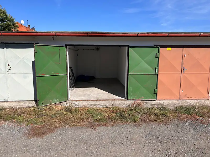 Prodej garáže 18 m², Kolín – náhled fotky 2