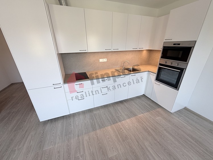 Квартира 2+kk в оренду, 50 м² (4 з 11)