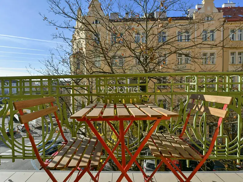 Pronájem bytu 4+kk 137 m², Praha – náhled fotky 2