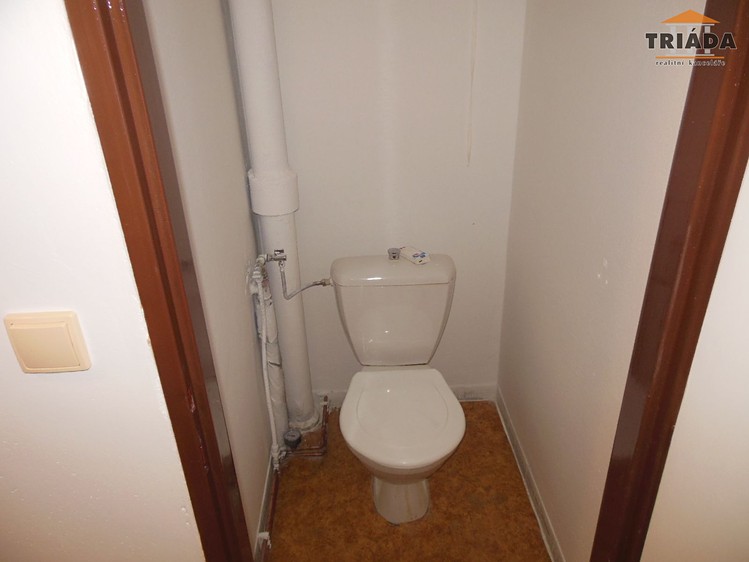 Pronájem bytu 3+kk, 60 m² (8 z 8)