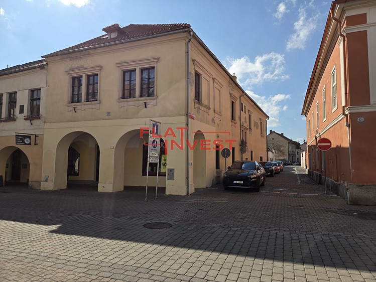 Комерційне приміщення в оренду, 67 м² (1 з 10)