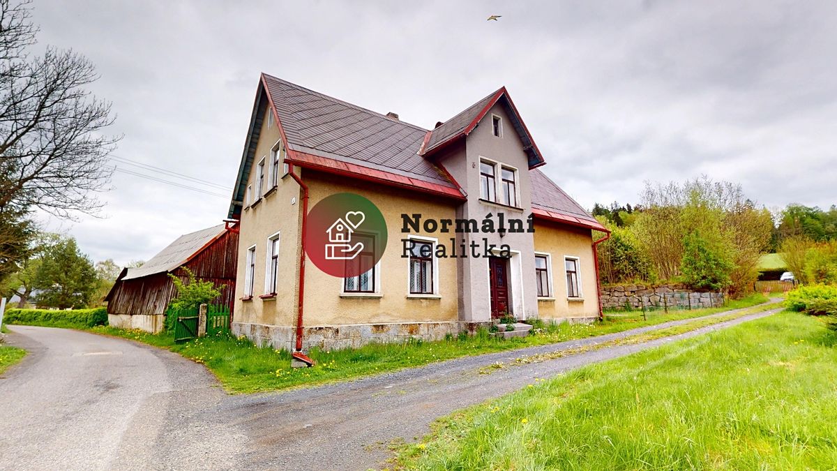 Prodej rodinného domu 176 m², pozemek 1213 m², Lipová – fotka 1 z 3