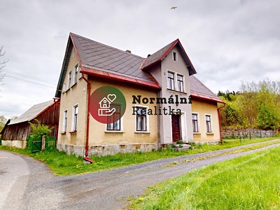 Prodej  rodinného domu 176 m², pozemek 1 213 m²