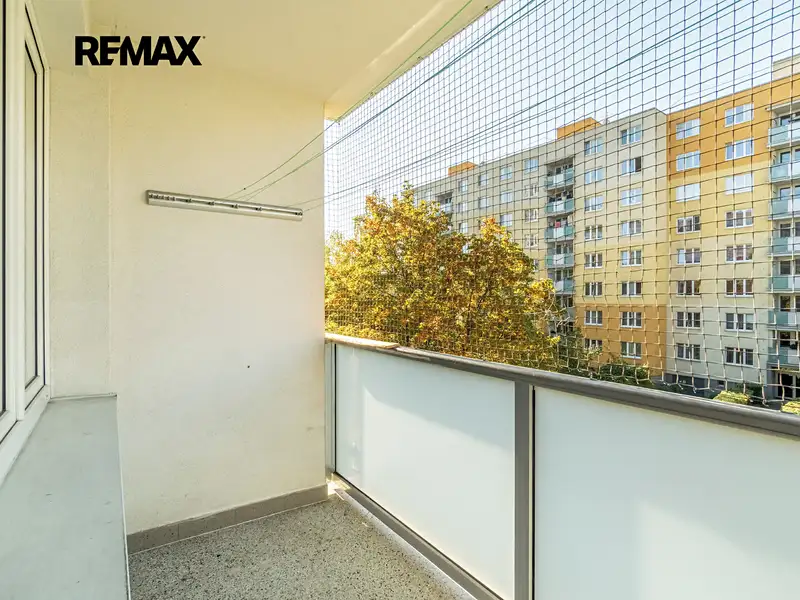 Prodej bytu 2+1 62 m², Praha – náhled fotky 3