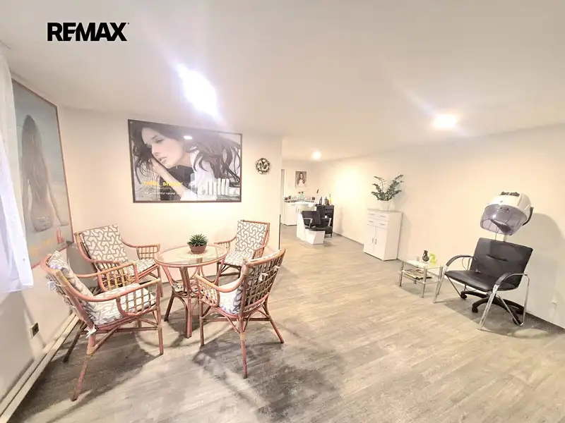 Pronájem kanceláře 67 m², Praha – náhled fotky 2