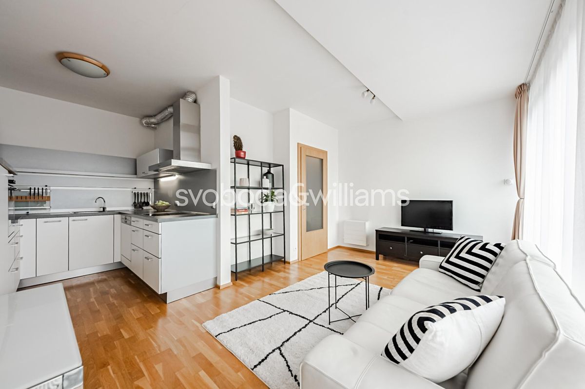 Pronájem bytu 2+kk 50 m², Praha – fotka 1 z 3