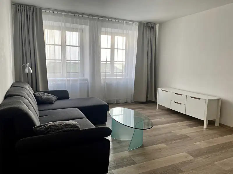 Pronájem bytu 2+1 55 m², Olomouc – náhled fotky 1