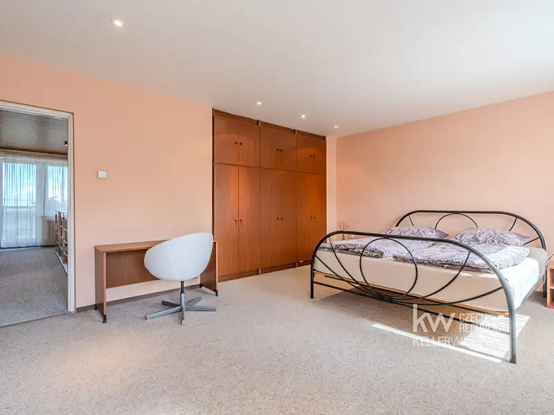 Prodej rodinného domu 256 m², pozemek 433 m², Kostelec nad Černými lesy – náhled fotky 3