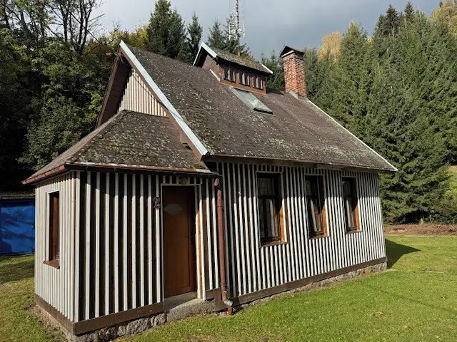 Prodej chalupy 145 m², pozemek 1071 m², Jiřetín pod Bukovou – náhled fotky 3