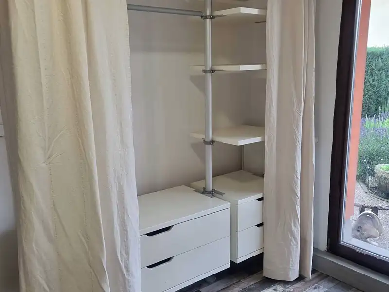 Pronájem bytu 1+kk 30 m², Hradec Králové – náhled fotky 3