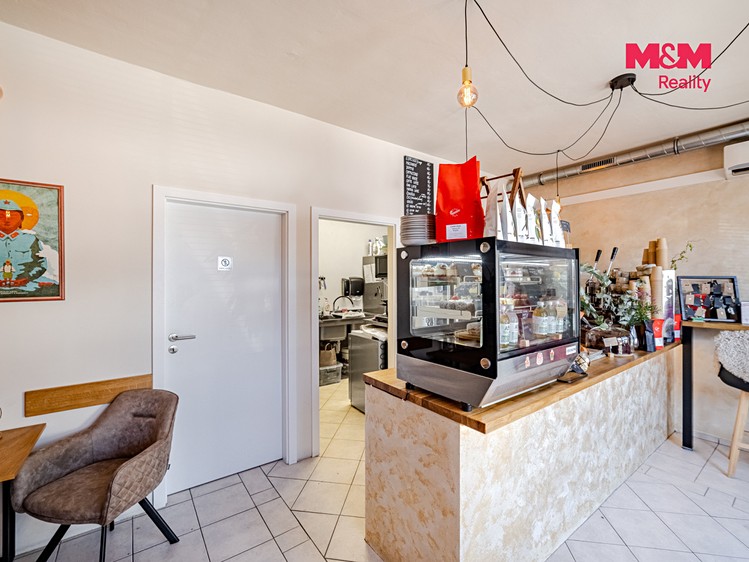Комерційне приміщення на продаж, 330 м² (6 з 30)