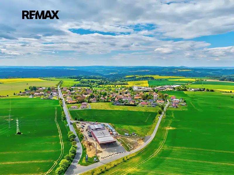 Prodej stavebního pozemku 10000 m², Zbizuby – náhled fotky 2