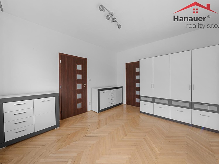 Prodej bytu 3+1, 63 m² (5 z 19)