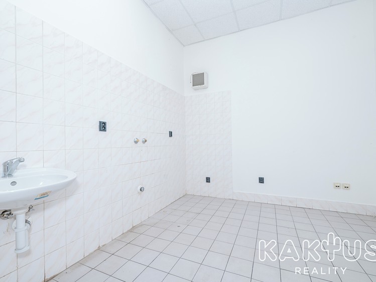 Gewerbefläche zur Miete, 600 m² (24 von 48)