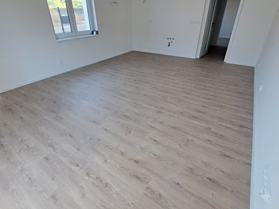 Pronájem bytu 2+kk, 55 m² (3 z 9)