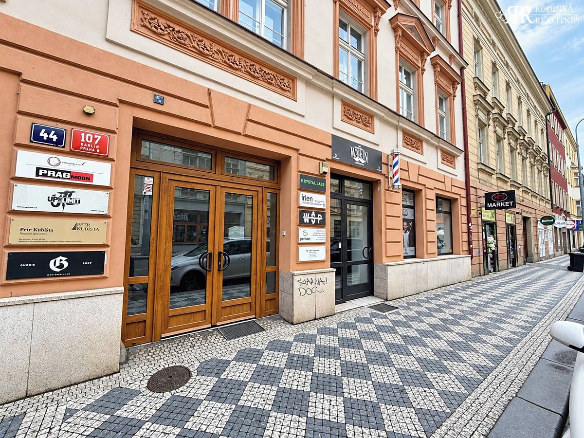 Pronájem kanceláře 35 m² – fotografie 3
