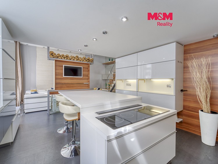 Prodej bytu 2+kk, 88 m² (1 z 23)