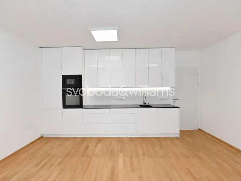 Pronájem bytu 2+kk 52 m², Praha – náhled fotky 2