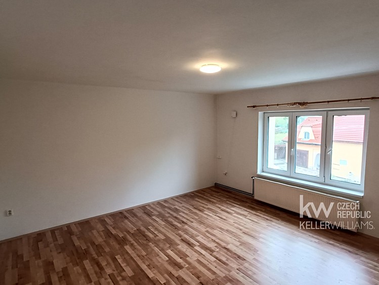 Pronájem bytu 3+kk, 85 m² (9 z 13)