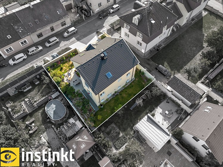 Будинок на продаж, 230 м² (2 з 43)