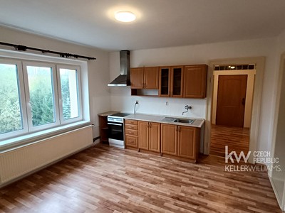 Pronájem bytu 3+kk, 85 m² (3 z 13)