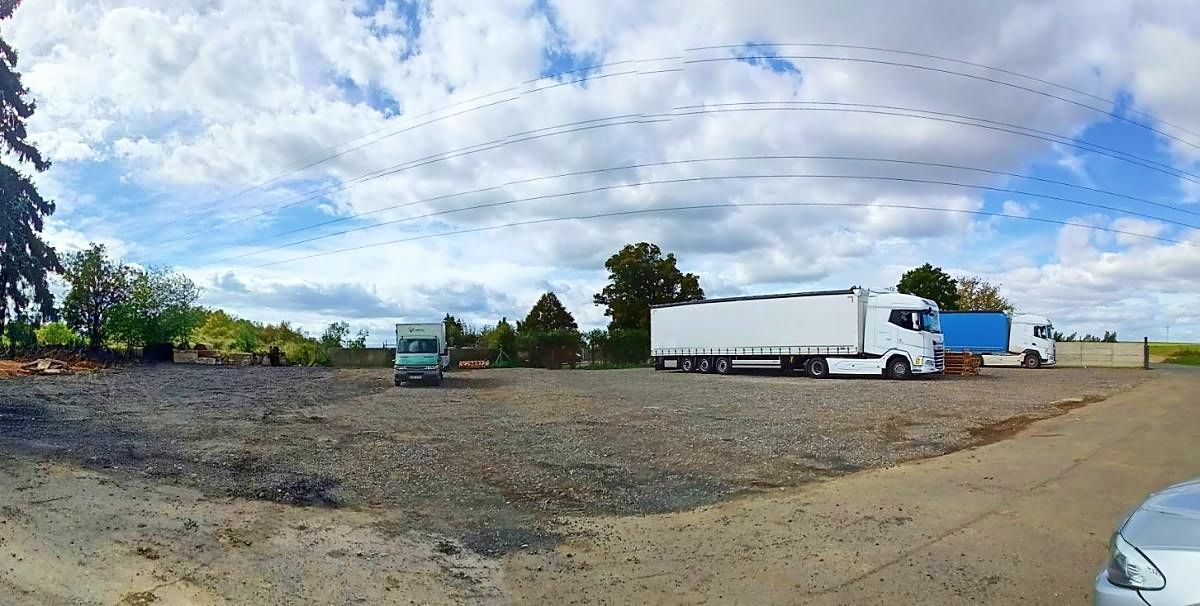 Pronájem komerčního pozemku 200 m², Třebotov – fotka 1 z 3
