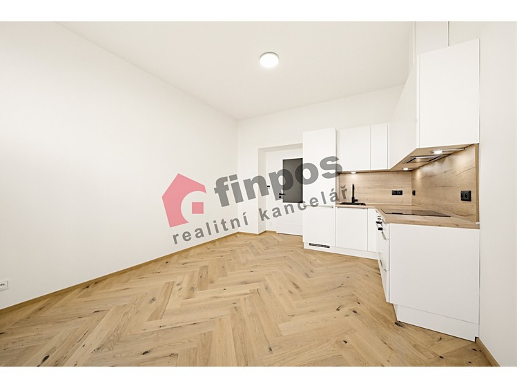 Pronájem bytu 1+kk, 27 m² (4 z 17)