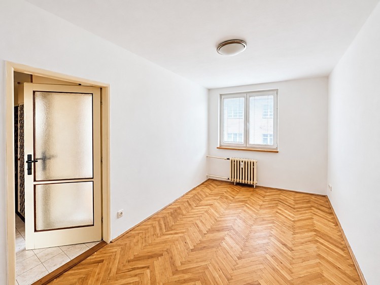 Prodej bytu 3+1, 56 m² (7 z 17)