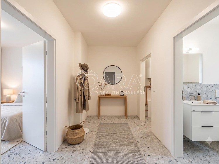 Prodej bytu 2+kk, 62 m² (8 z 19)