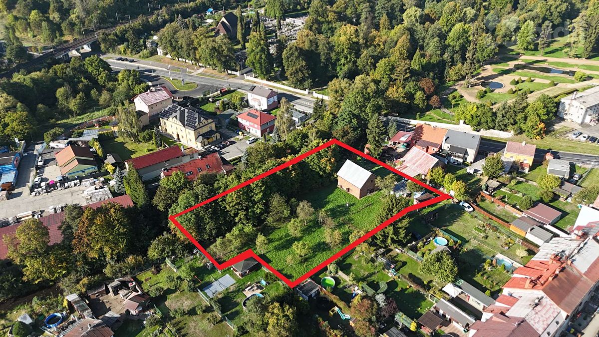 Prodej stavebního pozemku 2919 m², Ostrov – fotka 1 z 3