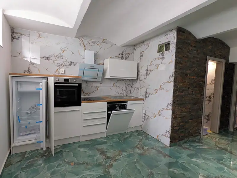 Prodej bytu 1+1 60 m², Jablonec nad Nisou – náhled fotky 2