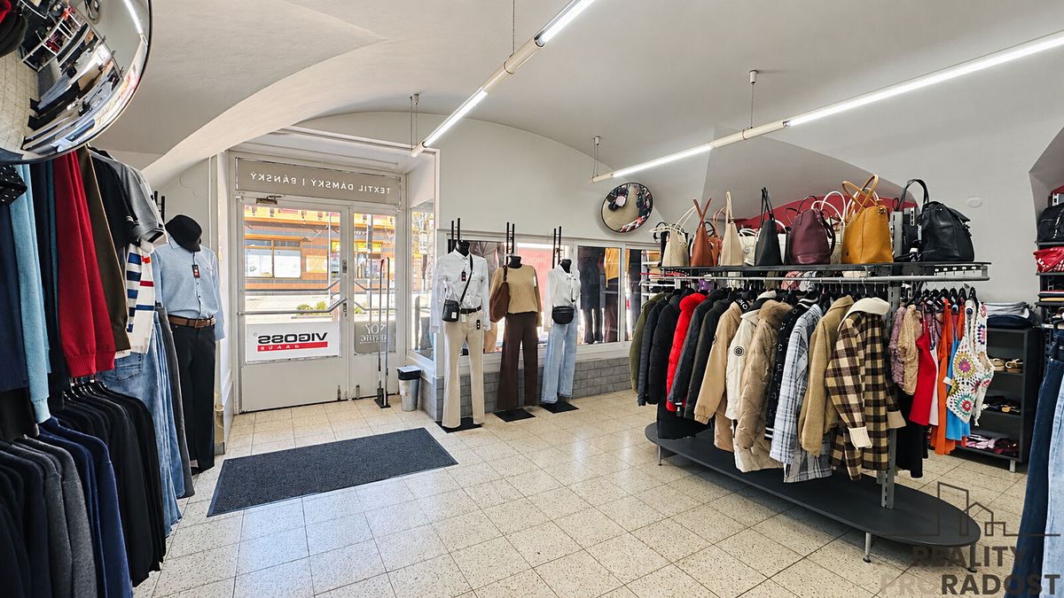 Pronájem obchodního prostoru 121 m² – fotografie 3