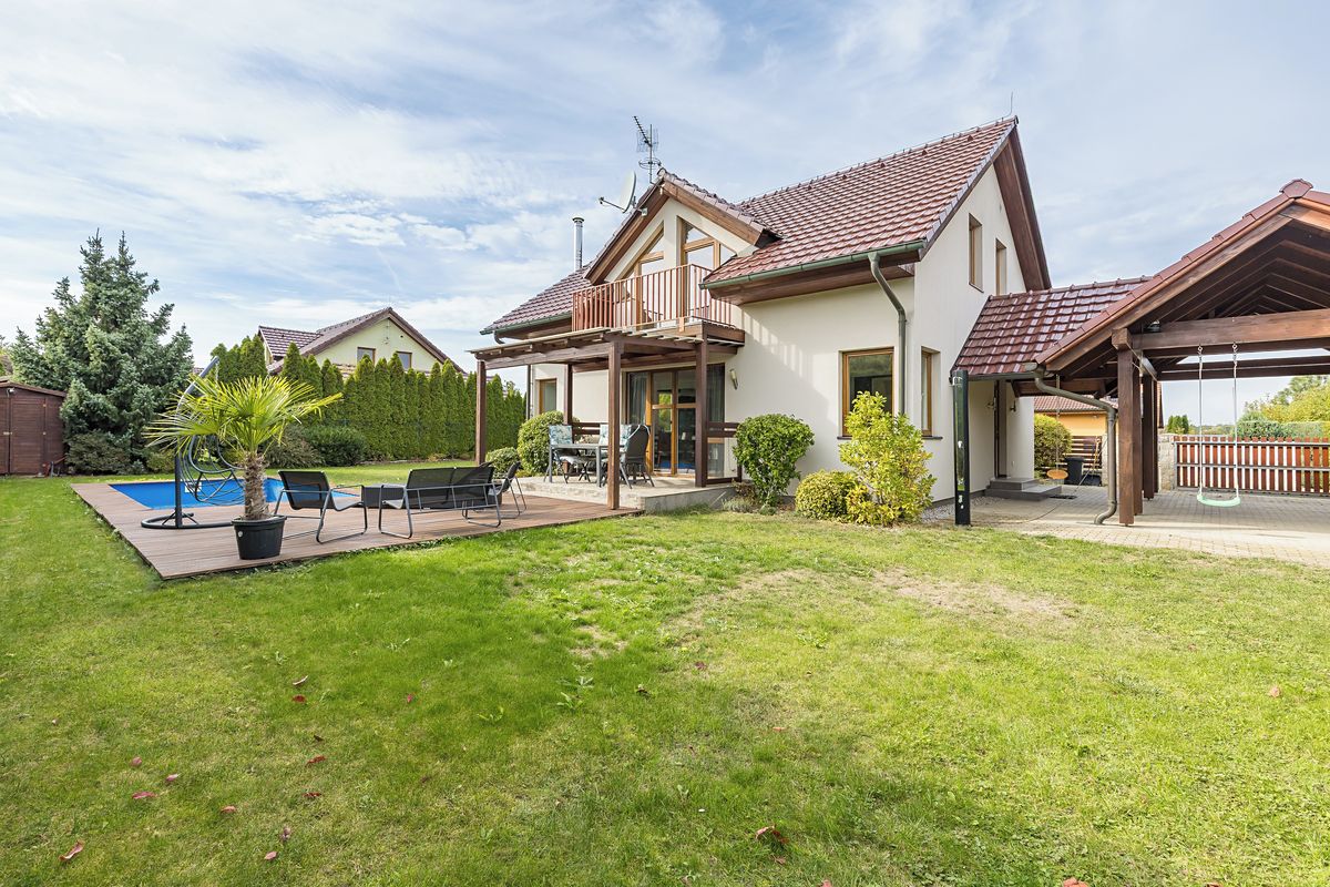 Prodej rodinného domu 155 m², pozemek 740 m²