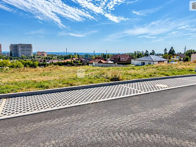 Prodej stavebního pozemku 1032 m², Chomutov – náhled fotky 3