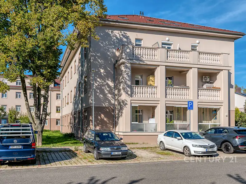 Prodej bytu 3+kk 54 m², Milovice – náhled fotky 2