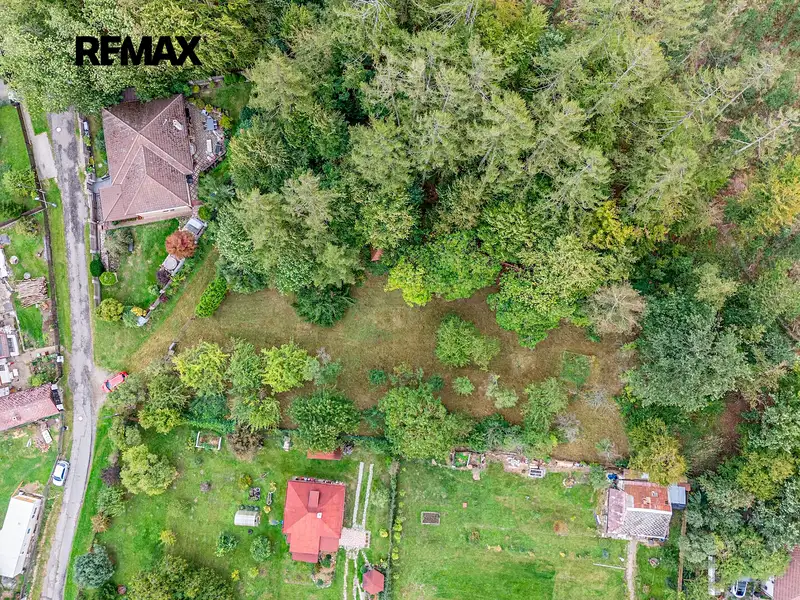 Prodej stavebního pozemku 2064 m², Zvánovice – náhled fotky 3