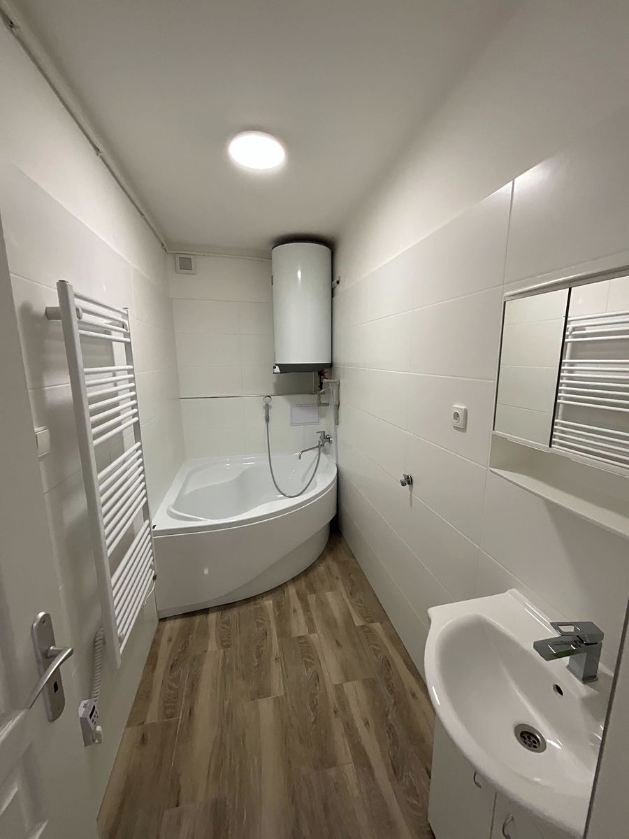 Pronájem bytu 3+kk 80 m² – fotografie 4