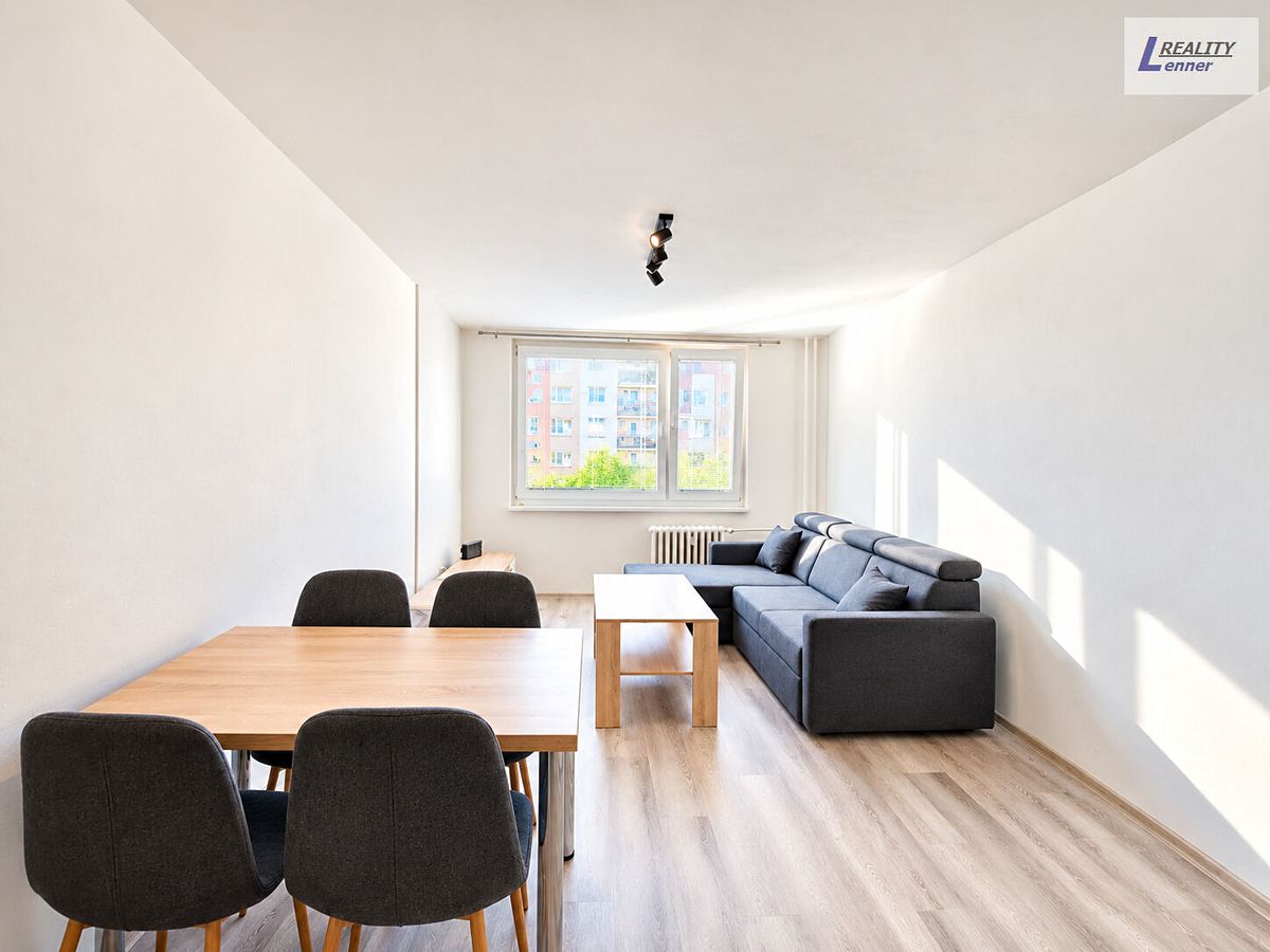 Pronájem bytu 2+kk 43 m² – fotografie 4