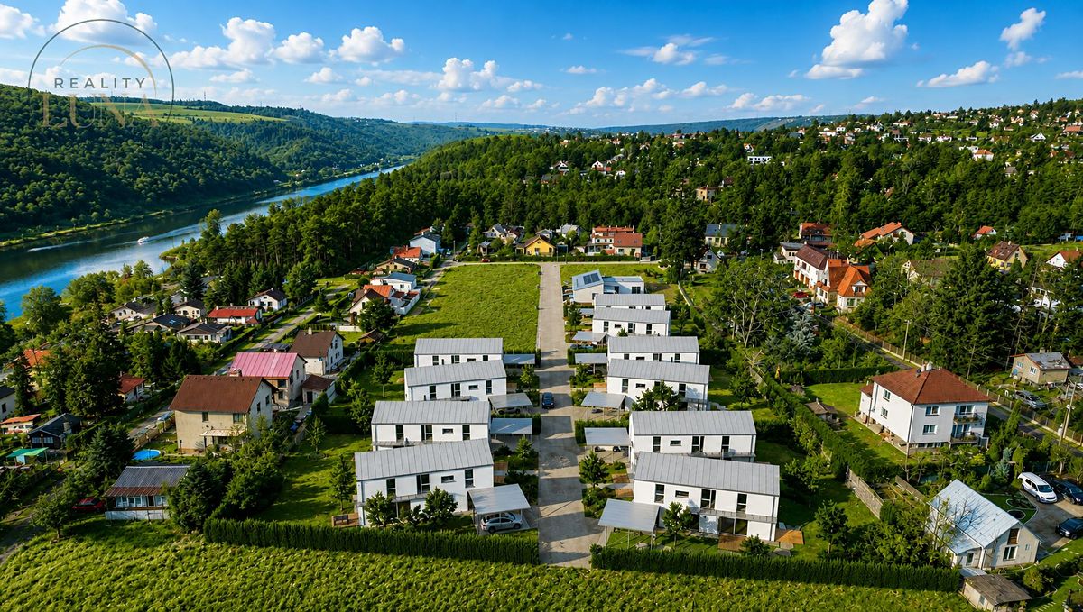 Prodej rodinného domu 157 m², pozemek 537 m², Hradištko – fotka 1 z 3