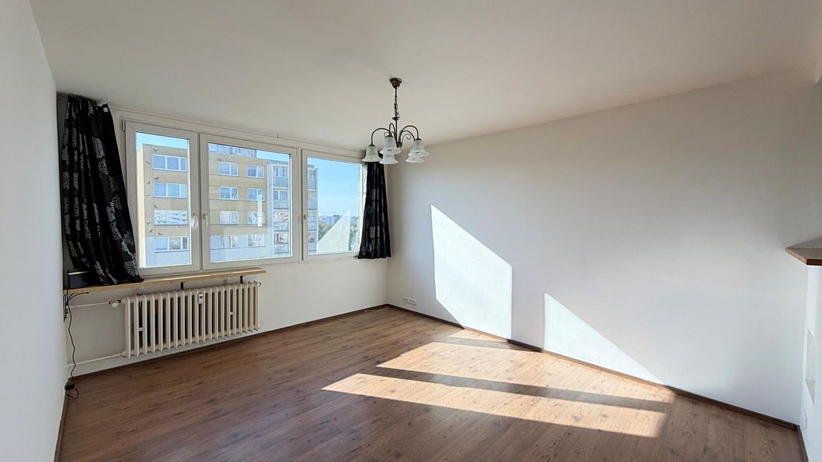 Pronájem bytu 3+kk 55 m² – fotografie 2