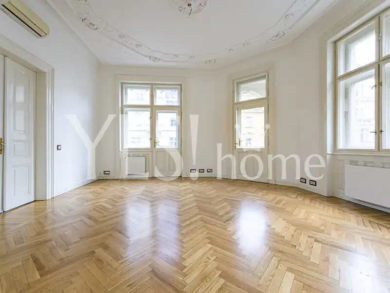 Pronájem komerčního prostoru, 200 m², Praha 1, Praha