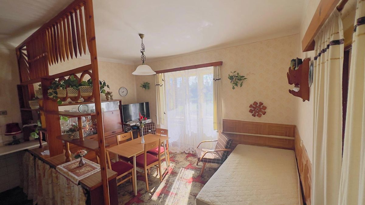 Prodej rodinného domu 84 m², pozemek 209 m² – fotografie 2