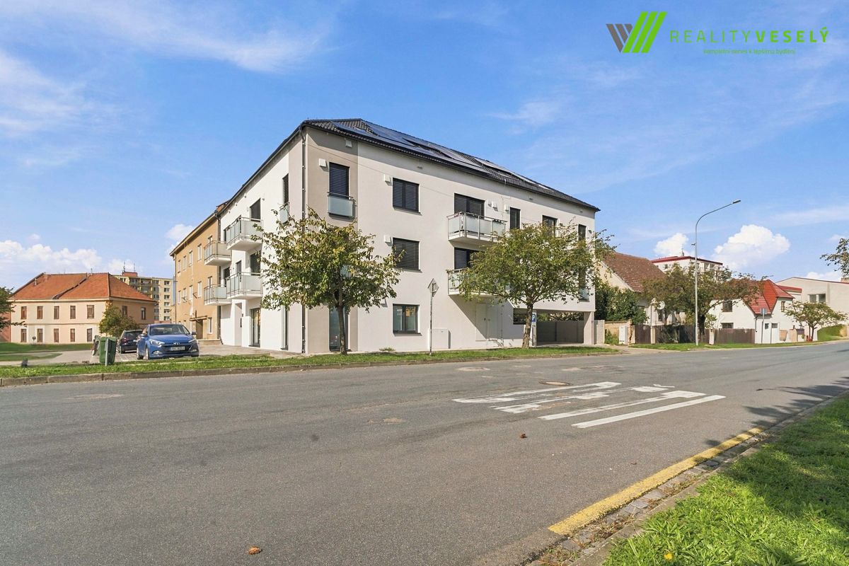 Prodej bytu 3+kk 93 m² – fotografie 2