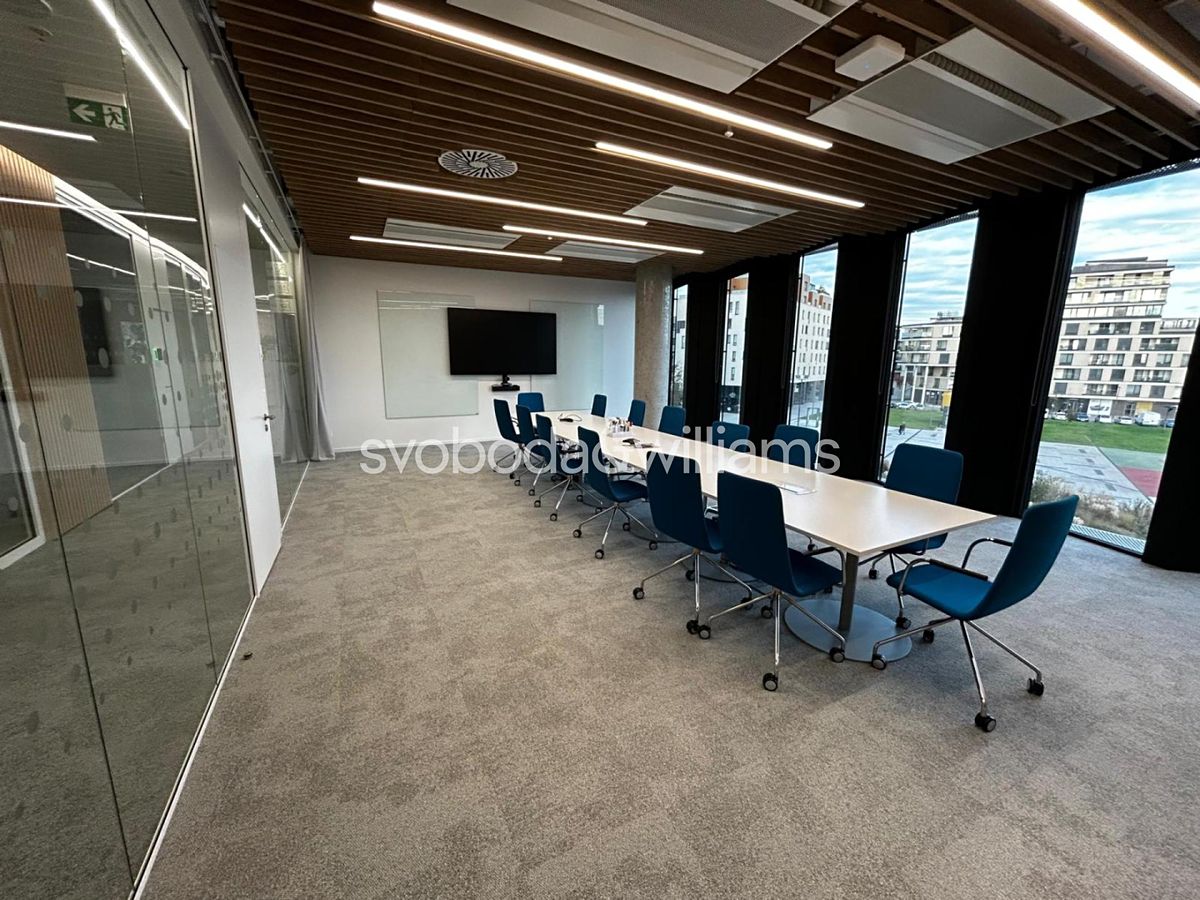 Pronájem kanceláře 1050 m², Ostrava – fotka 1 z 3