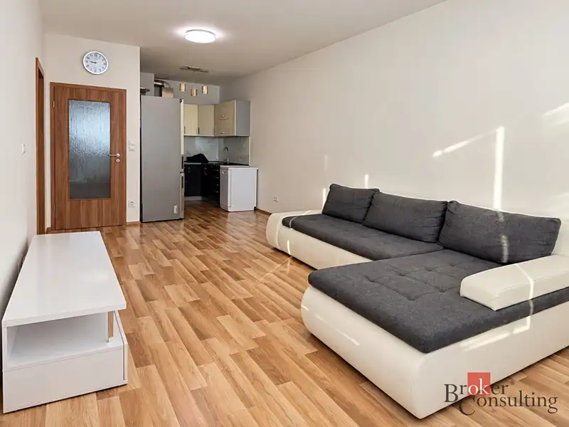 Prodej bytu 2+kk 52 m², Praha – náhled fotky 2