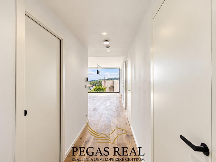The 4+kk flat for sale, 131 m² (13 of 29)