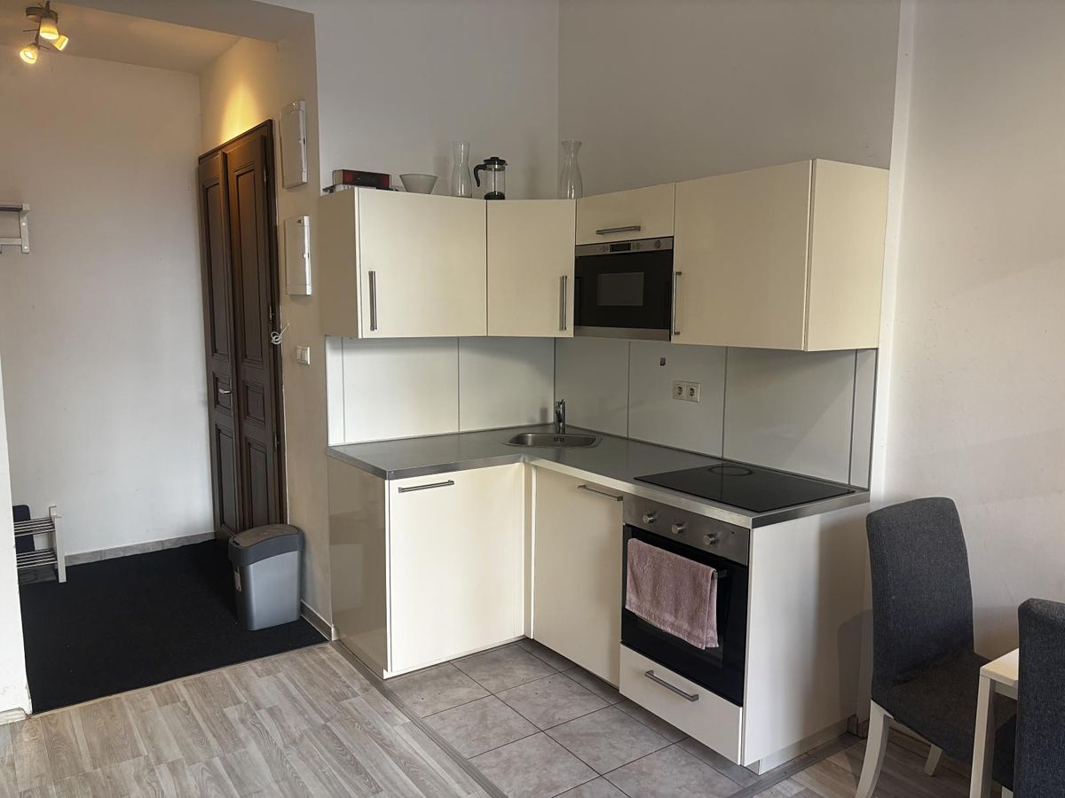 Pronájem bytu 2+kk 50 m², Praha – fotka 1 z 3